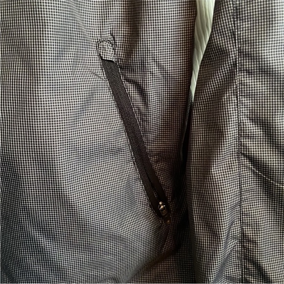 Nike jacket women’s - Picture 3 of 5